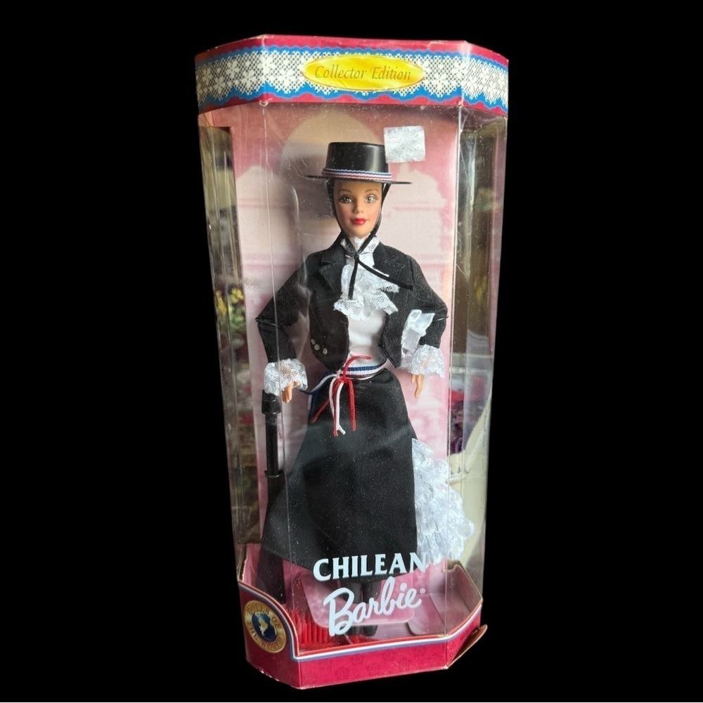 Chilean Barbie - 1997 - Dolls of the World Collection - New In Box